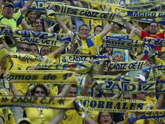 Żółto-niebieskie kluby: Cadiz CF